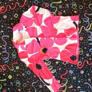 Uniform John Paul Richard Women's Pink and Red Floral top Size: M